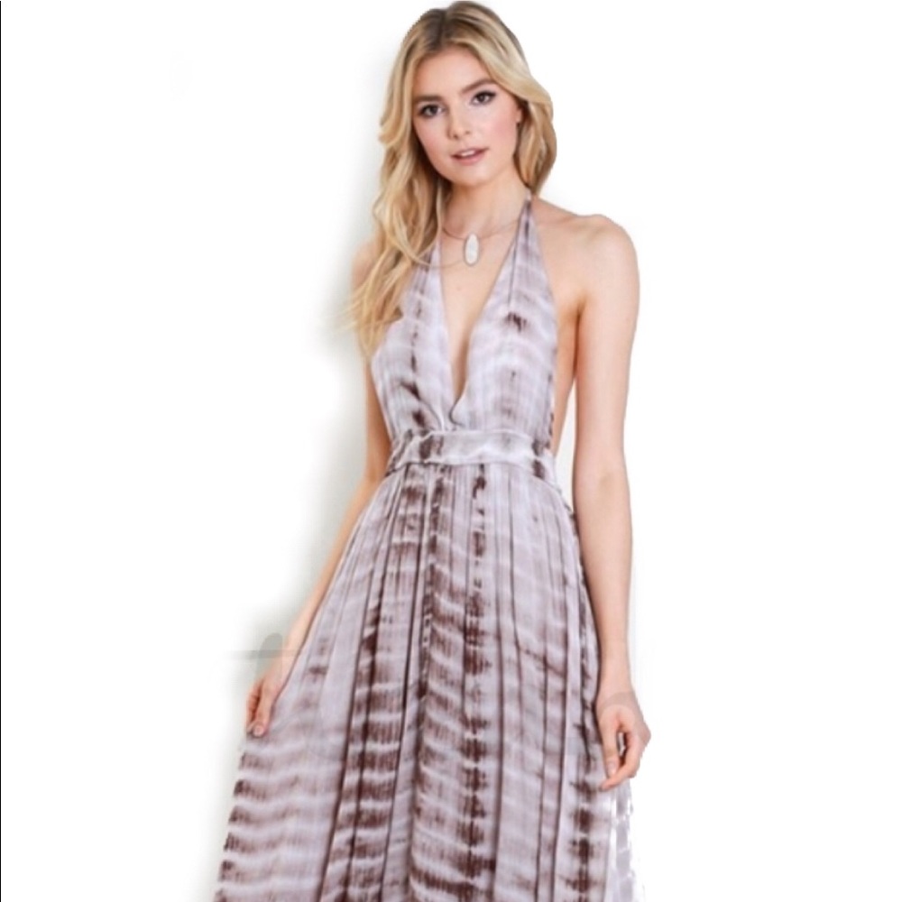 ✨New✨ Gorgeous Tie Dye Maxi Dress